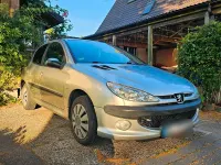 Gebraucht Peugeot 206 74 PS (54 kW) 2006 Silber Kleinwagen