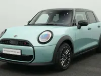 Second-hand Mini Cooper S Classic 204 CP (150 kW) 2025 Verde Hatchback