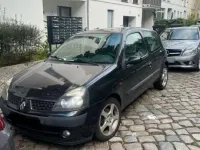 Gebraucht Renault Clio II 107 PS (78 kW) 2002 Schwarz Kleinwagen