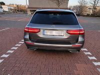 Gebraucht Mercedes E220 Avantgarde 194 PS (142 kW) 2018 Grau Limousine