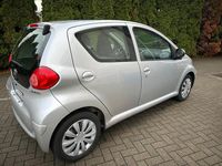 Gebraucht Toyota Aygo Cool 69 PS (50 kW) 2008 Silber Kleinwagen