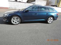 Gebraucht Skoda Superb Style 190 PS (139 kW) 2019 Blau Kombi