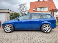 Gebraucht Ford Focus 125 PS (91 kW) 2009 Blau Kombi