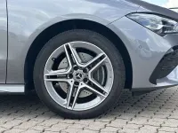 Gebraucht Mercedes CLA250e AMG Premium 163 PS (119 kW) 2024 Lack mountaingrau Coupé