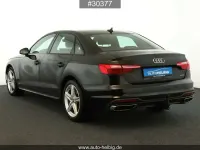 Second-hand Audi A4 Advanced 204 CP (150 kW) 2023 Negru Berlinǎ