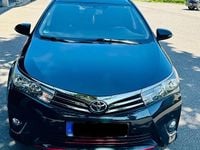 Gebraucht Toyota Corolla 132 PS (97 kW) 2014 Andere farben Limousine
