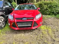 Gebraucht Ford Focus 125 PS (91 kW) 2013 Rot Limousine