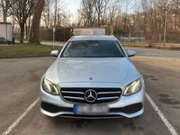 Gebraucht Mercedes E220 Avantgarde 194 PS (142 kW) 2019 Silber Kombi