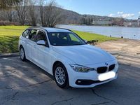 Gebraucht BMW 320 Advantage 190 PS (139 kW) 2017 Weiß Kombi