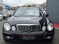 Gebraucht Mercedes E220 170 PS (125 kW) 2008 Schwarz Limousine