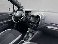 Gebraucht Renault Captur Bose Edition 120 PS (88 kW) 2018 Schwarz (black pearl metallic) SUV