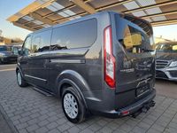 Gebraucht Ford Tourneo Titanium 170 PS (125 kW) 2018 Grau Van / Kleinbus