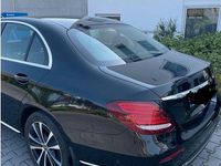 Gebraucht Mercedes E220 194 PS (142 kW) 2019 Schwarz Limousine