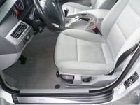 Gebraucht BMW 520 170 PS (125 kW) 2004 Silber metallic Limousine