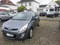 Gebraucht Hyundai i20 81 PS (59 kW) 2010 Grau Kleinwagen