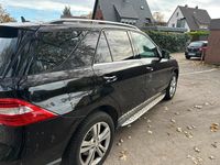 Gebraucht Mercedes ML250 204 PS (150 kW) 2012 Schwarz SUV