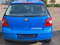 Second-hand VW Polo 110 CP (80 kW) 2004 Albastru Hatchback