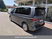 Gebraucht VW Multivan 136 PS (100 kW) 2023 Grau Van