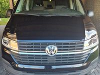 Second-hand VW Multivan 150 CP (110 kW) 2021 Negru Monovolum