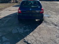 Gebraucht Renault Clio II 75 PS (55 kW) 2001 Blau Kleinwagen