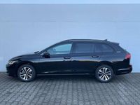 Neu VW Golf VIII 116 PS (85 kW) 2025 Grenadillschwarz metallic Kombi