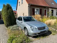 Second-hand Mercedes E200 163 CP (119 kW) 2006 Argintiu Berlinǎ