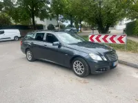 Gebraucht Mercedes E250 Avantgarde 204 PS (150 kW) 2010 Grau Kombi