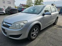 Gebraucht Opel Astra 90 PS (66 kW) 2008 Silber Limousine