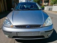 Gebraucht Ford Focus 101 PS (74 kW) 2003 Grau metallik (metallic) Kombi