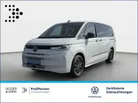 Usado VW Multivan Basis 150 HP (110 kW) 2024 Branco Monovolume