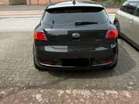 Gebraucht Kia ProCeed 128 PS (94 kW) 2011 Schwarz Kleinwagen