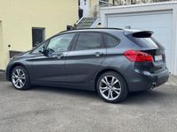 Gebraucht BMW 218 Active Tourer Performance 136 PS (100 kW) 2021 Grau Van / Kleinbus