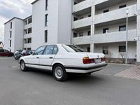 Gebraucht BMW 730 188 PS (138 kW) 1990 Weiß Limousine