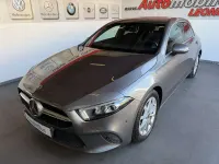Gebraucht Mercedes A180 136 PS (100 kW) 2019 Mountaingrau (metallic) Limousine