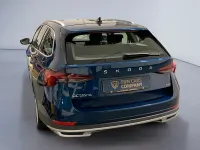 Gebraucht Skoda Octavia Scout 4x4 200 PS (147 kW) 2021 Blau Kombi