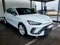 Używany Cupra Leon 150 KM (110 kW) 2024 Biały Sedan/Limuzyna