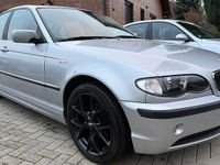 Gebraucht BMW 320 Lifestyle 170 PS (125 kW) 2005 Silber Limousine