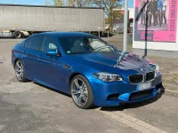Gebraucht BMW M5 560 PS (411 kW) 2011 Blau Limousine