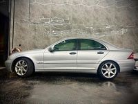 Gebraucht Mercedes C240 Classic 170 PS (125 kW) 2002 Silber Limousine