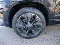 Neu Skoda Karoq SportLine 190 PS (139 kW) 2026 Blackmagic perleffekt SUV