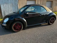 Gebraucht VW New Beetle Cabriolet 105 PS (77 kW) 2010 Schwarz Cabrio