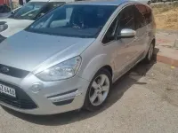 Gebraucht Ford S-MAX Titanium 140 PS (102 kW) 2012 Silber Van / Kleinbus