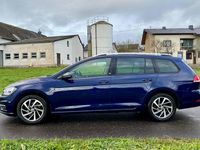 Gebraucht VW Golf VII Sound 116 PS (85 kW) 2018 Blau Kombi