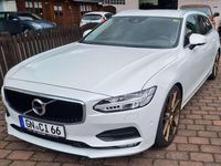 Gebraucht Volvo V90 Momentum 190 PS (139 kW) 2016 Crystal white / metallic Kombi