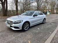 Gebraucht Mercedes C180 Avantgarde 156 PS (114 kW) 2015 Silber Limousine
