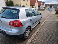 Gebraucht VW Golf V 102 PS (75 kW) 2004 Silber Kleinwagen
