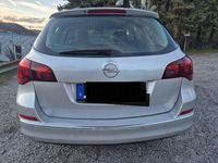 Gebraucht Opel Astra 136 PS (100 kW) 2014 Grau Kombi