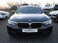 Gebraucht BMW 520 190 PS (139 kW) 2022 Grau Kombi