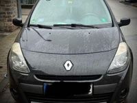 Gebraucht Renault Clio II Dynamique 101 PS (74 kW) 2009 Schwarz Limousine
