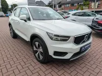 Gebraucht Volvo XC40 Momentum 163 PS (119 kW) 2020 Weiß SUV